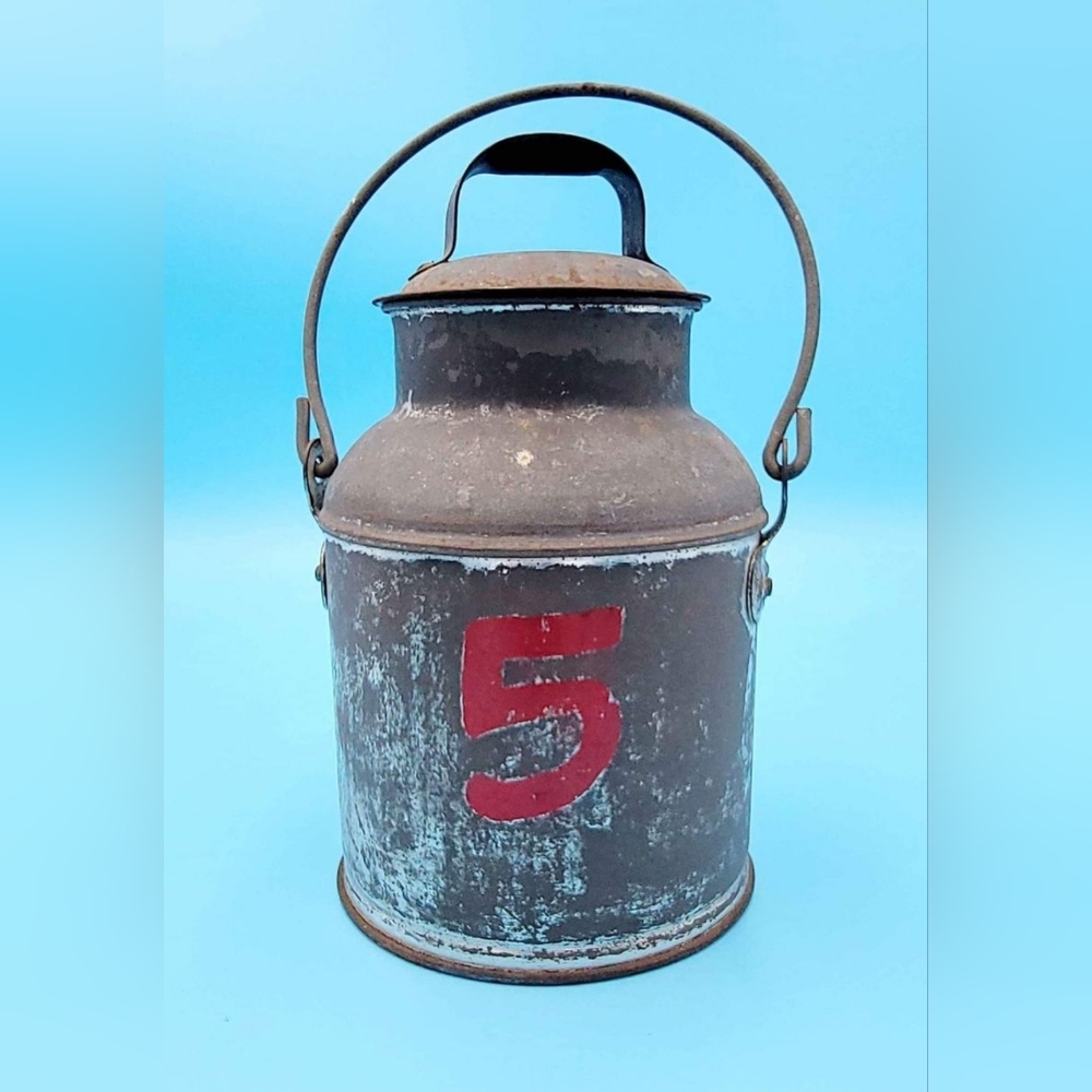Vintage Metal Milk #5 Tin Jug Can Primitive Rustic Farmhouse Barn